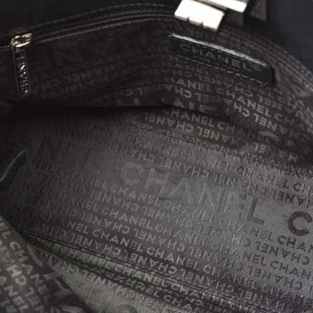 CHANEL Black Leather Tote Bag - Picture 9 of 13
